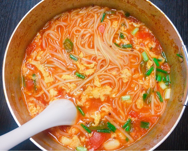 暑运铁路客流高位运行,旅客发送量超6亿人次