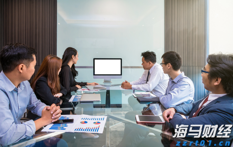 TrendForce集邦咨询：预计2025年折叠手机出货量将达到1980万台 渗透率约1.6%