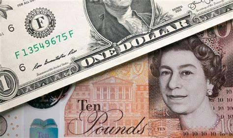 标普创新高迎“八月魔咒”! 暗流涌动 夏末需谨慎对冲