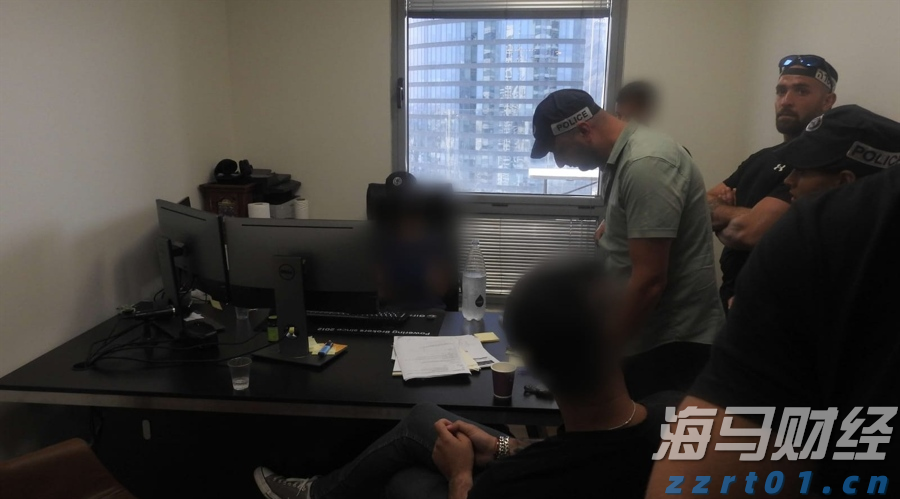 麦克未关，特朗普马克龙对话泄露