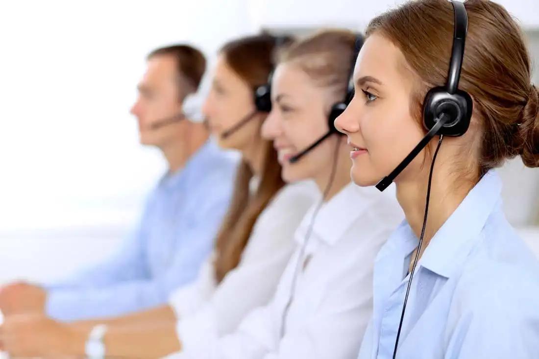 Canalys：2025年第二季度全球智能手机出货量微降至2.889亿部