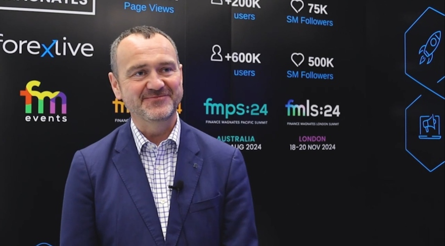 苹果(AAPL.US)面临转型压力，华尔街警告：需警惕“黑莓时刻”