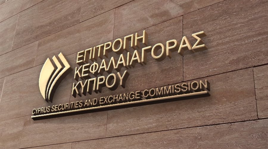 我市组织春季应征女青年上站体检